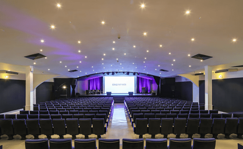 Salle de conférence des espaces Saint Martin