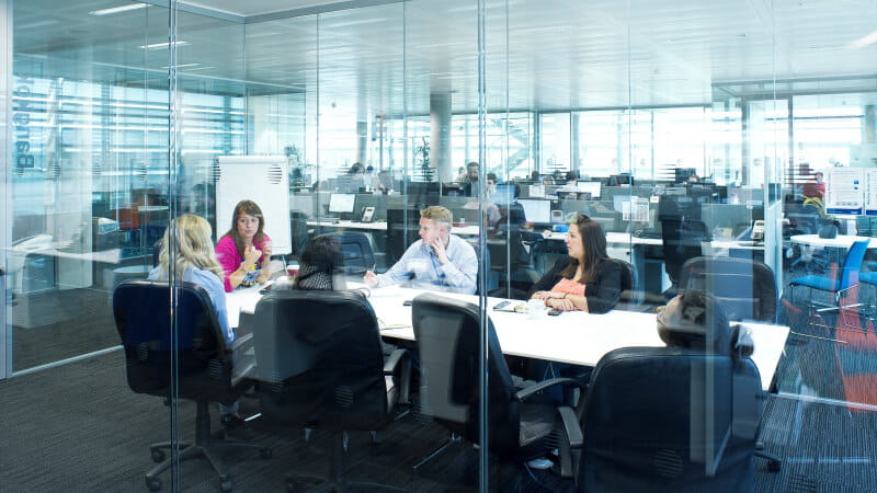 Employés d'International SOS en réunio