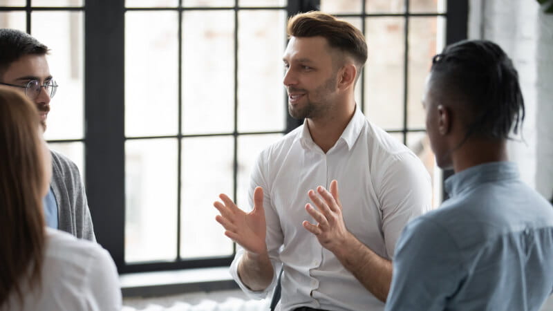 groupes d'employés répondant à une évaluation du bien-être au travail